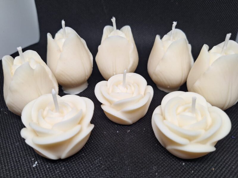 Tulip Candle - Image 3