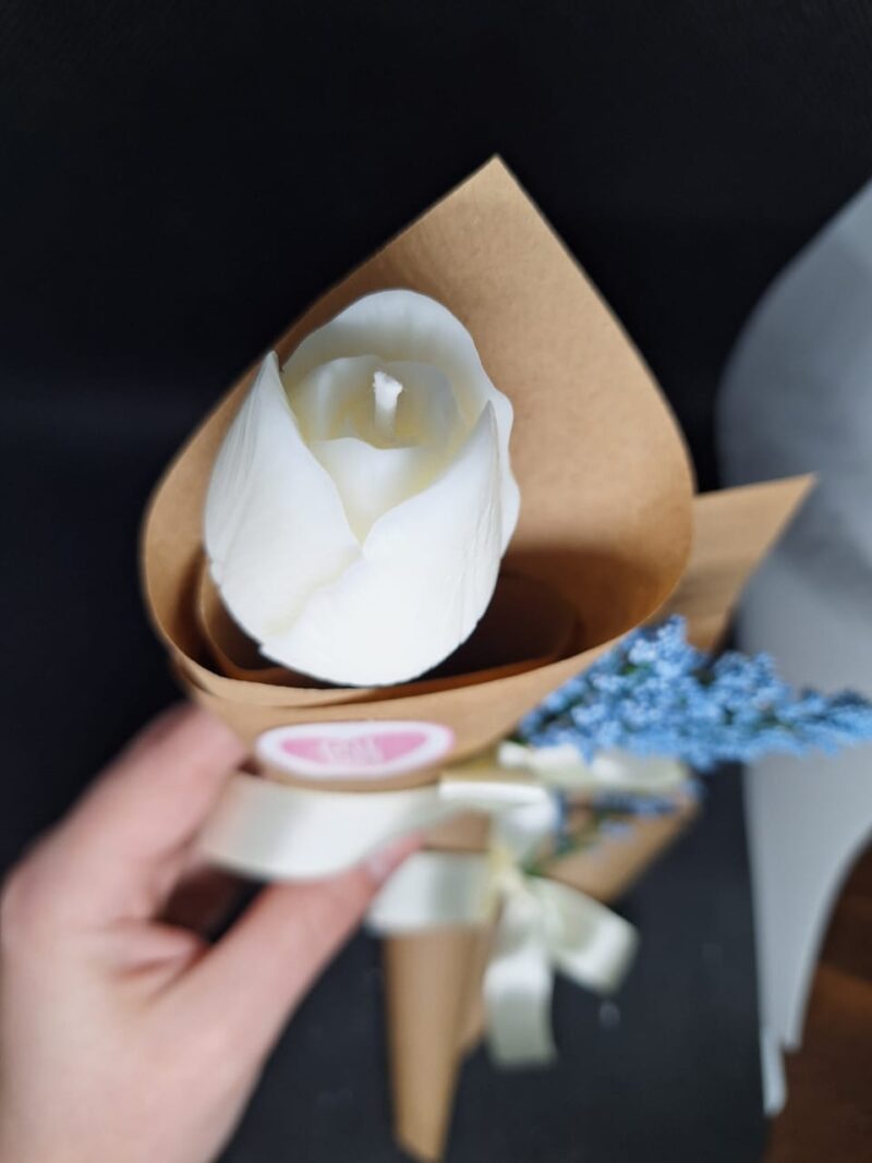Tulip Candle - Image 5