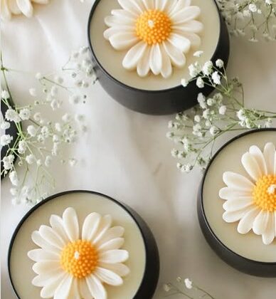 Daisy Tin Jar Candle